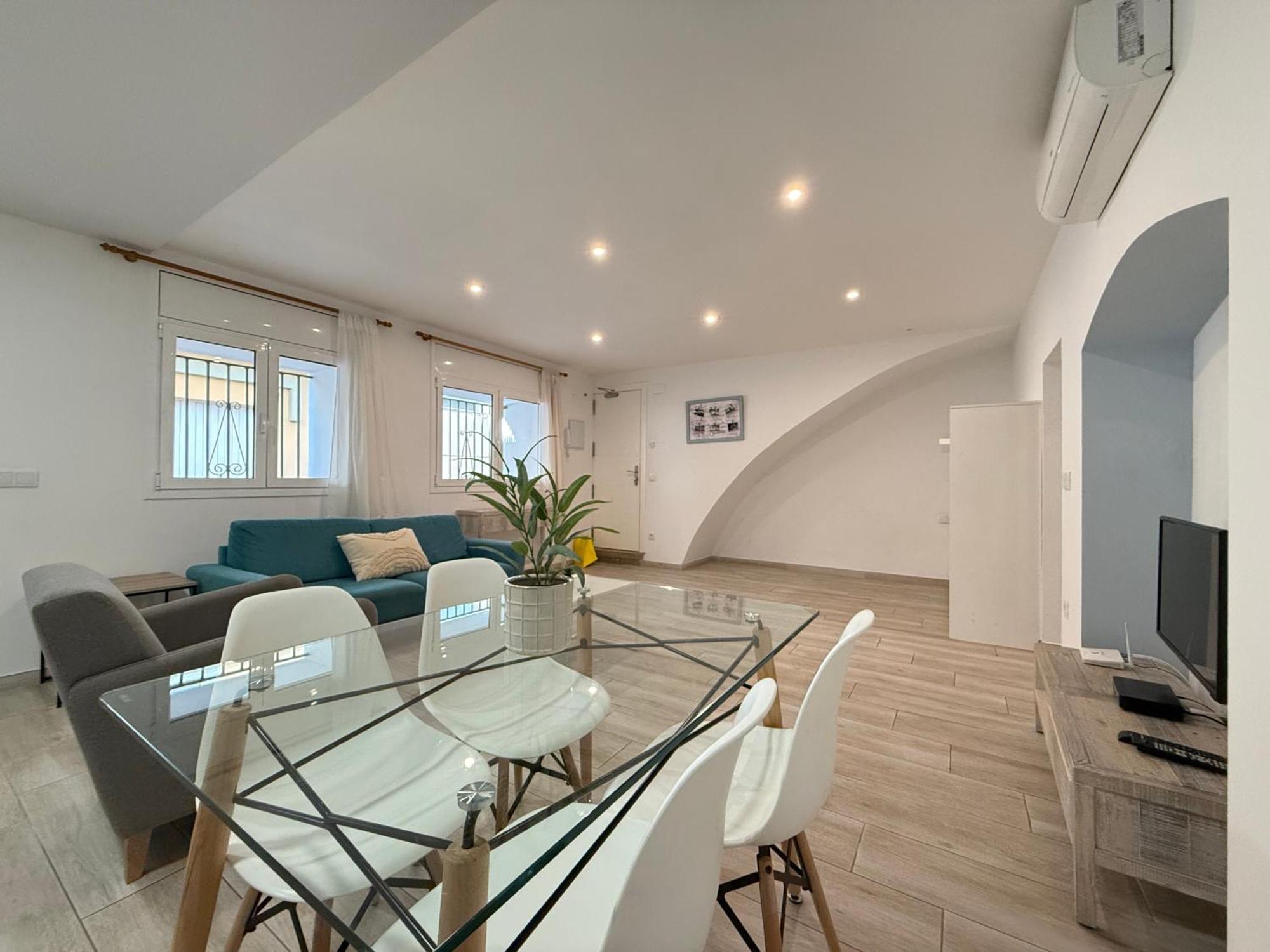 Agi Cosconilles Centro Apartment Roses Exterior photo