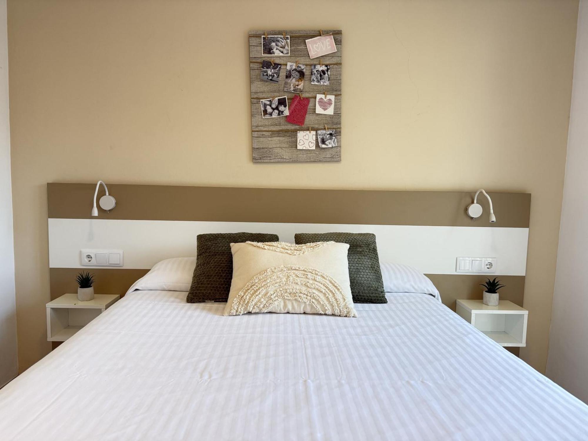 Agi Cosconilles Centro Apartment Roses Exterior photo